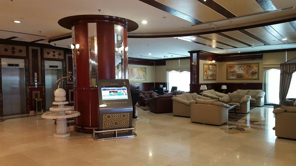 Al Bustan Tower Hotel Suites Sharjah Buitenkant foto