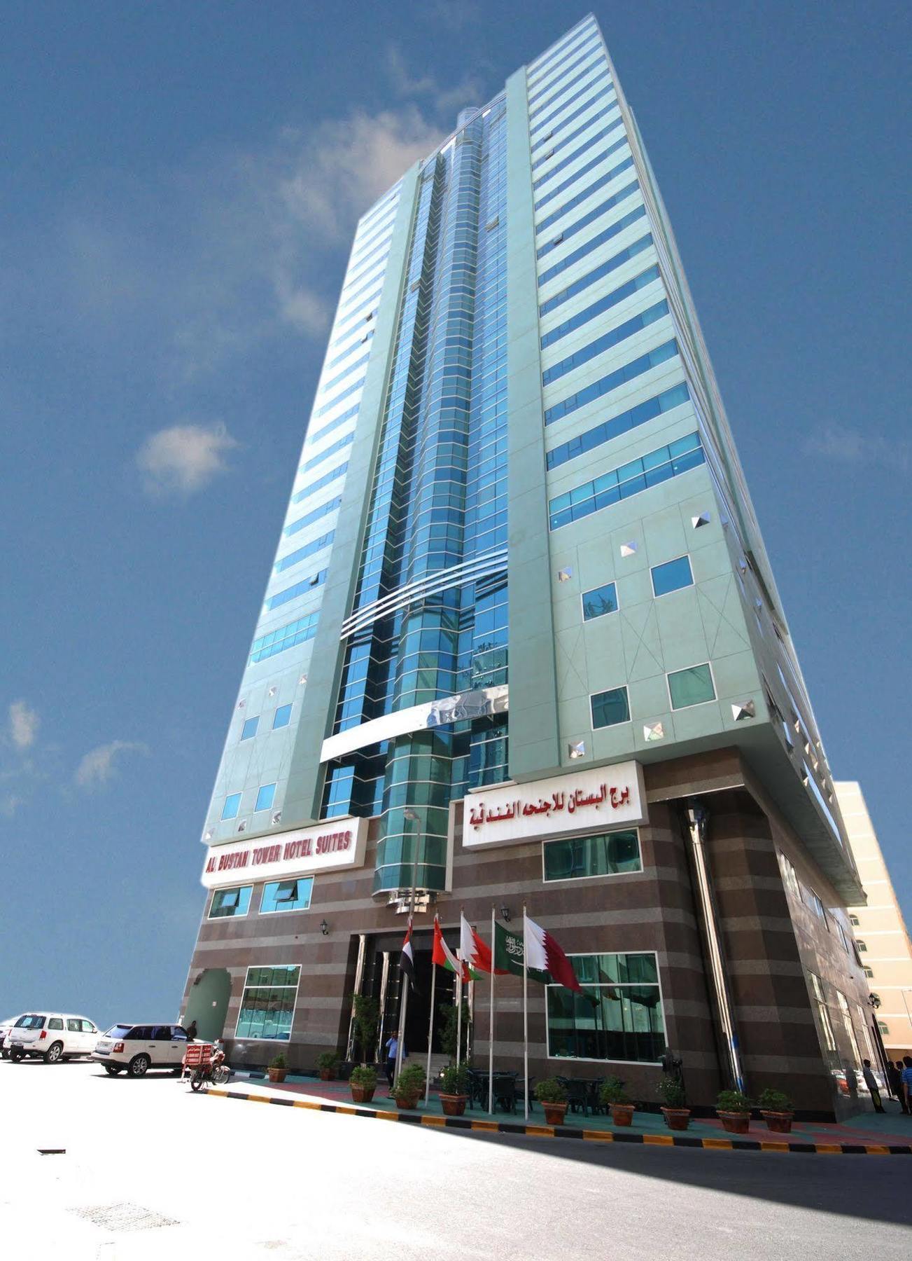 Al Bustan Tower Hotel Suites Sharjah Buitenkant foto